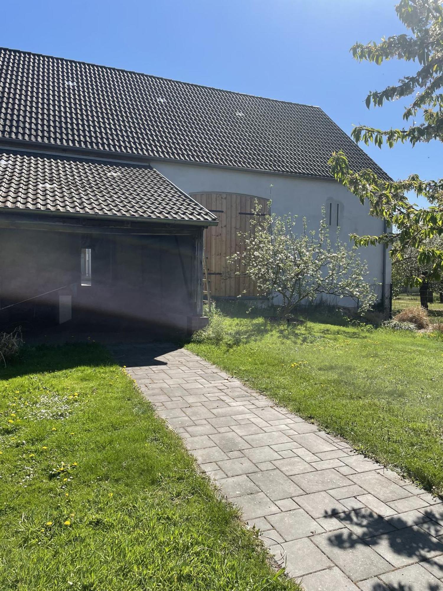 Vierseitenhof Mit Pool Ziesar Dış mekan fotoğraf